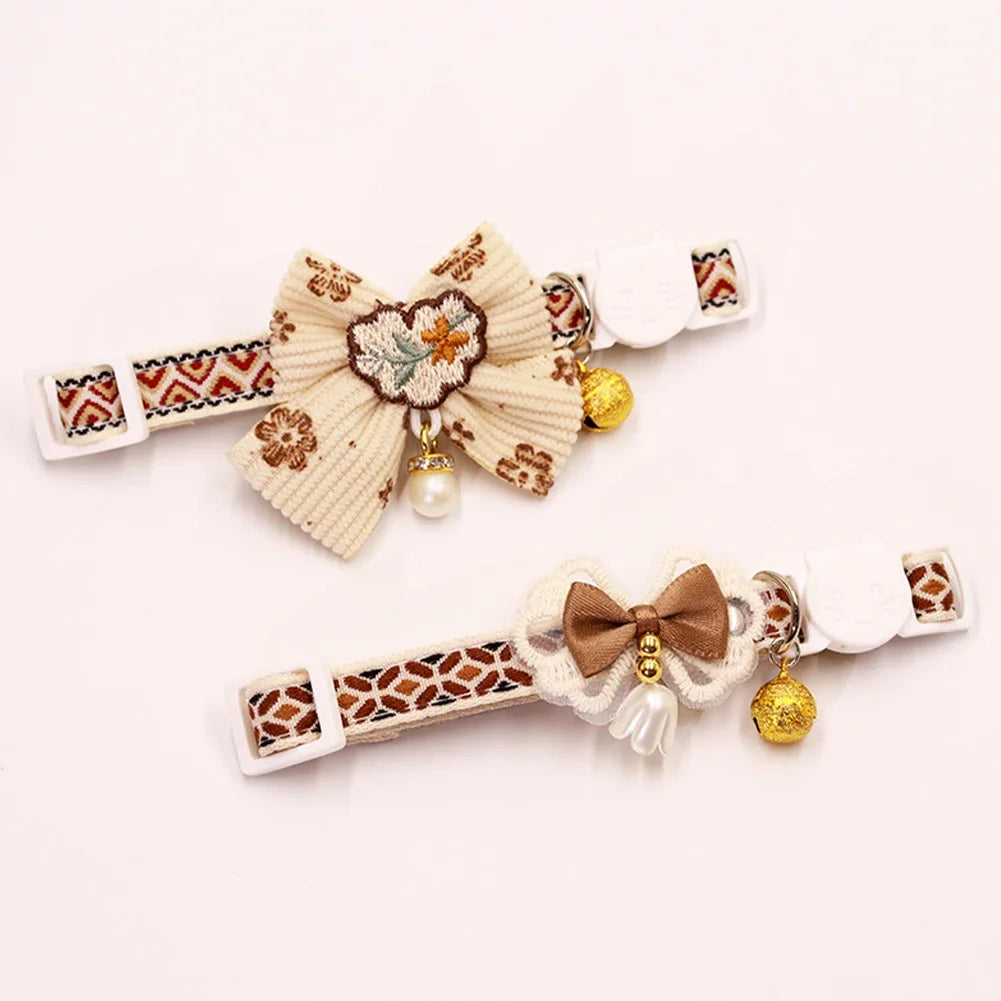 Adjustable Cartoon Print Cat Collar with Location Bell