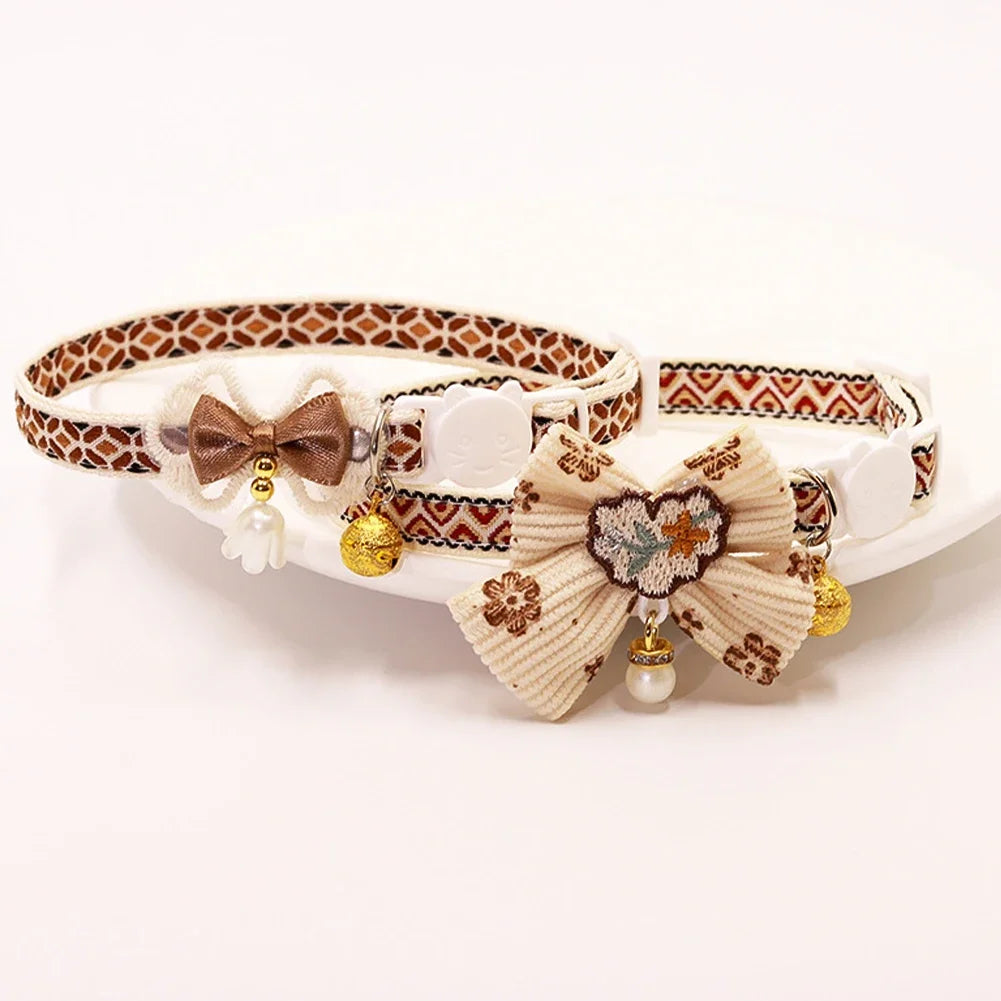 Adjustable Cartoon Print Cat Collar with Location Bell