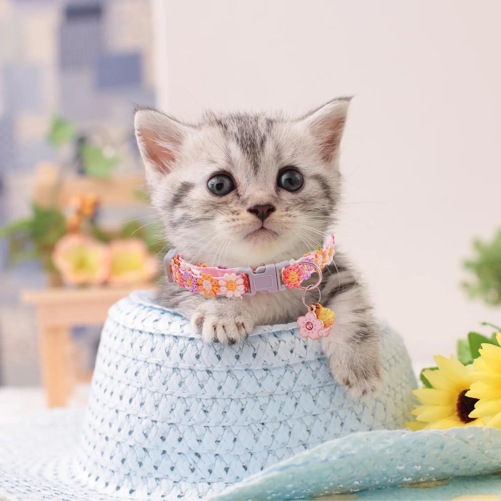 Adjustable Flower Breakaway Cat Collar with Detachable Bell