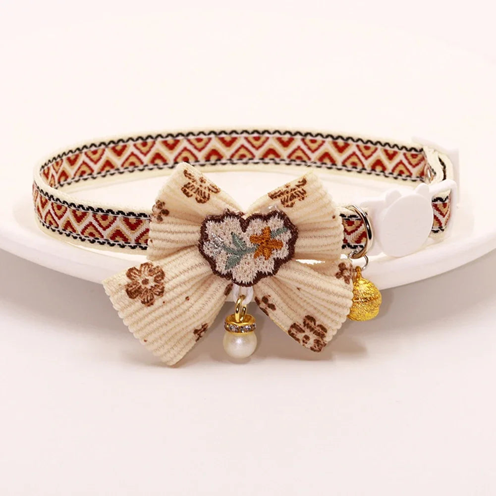 Adjustable Cartoon Print Cat Collar with Location Bell